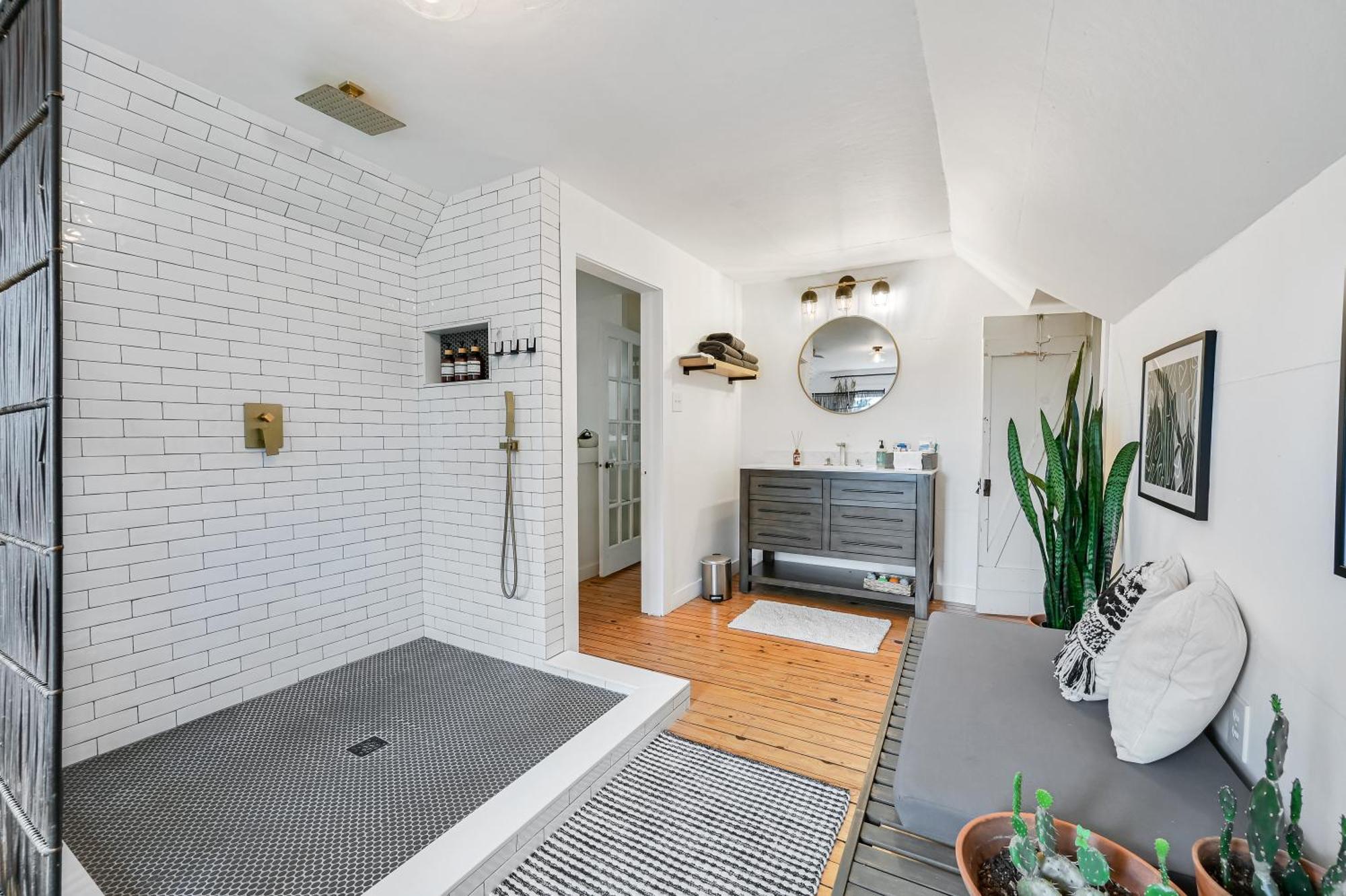 Asheville Urban Farmhouse Entire Home 4 Mi To Dt エクステリア 写真