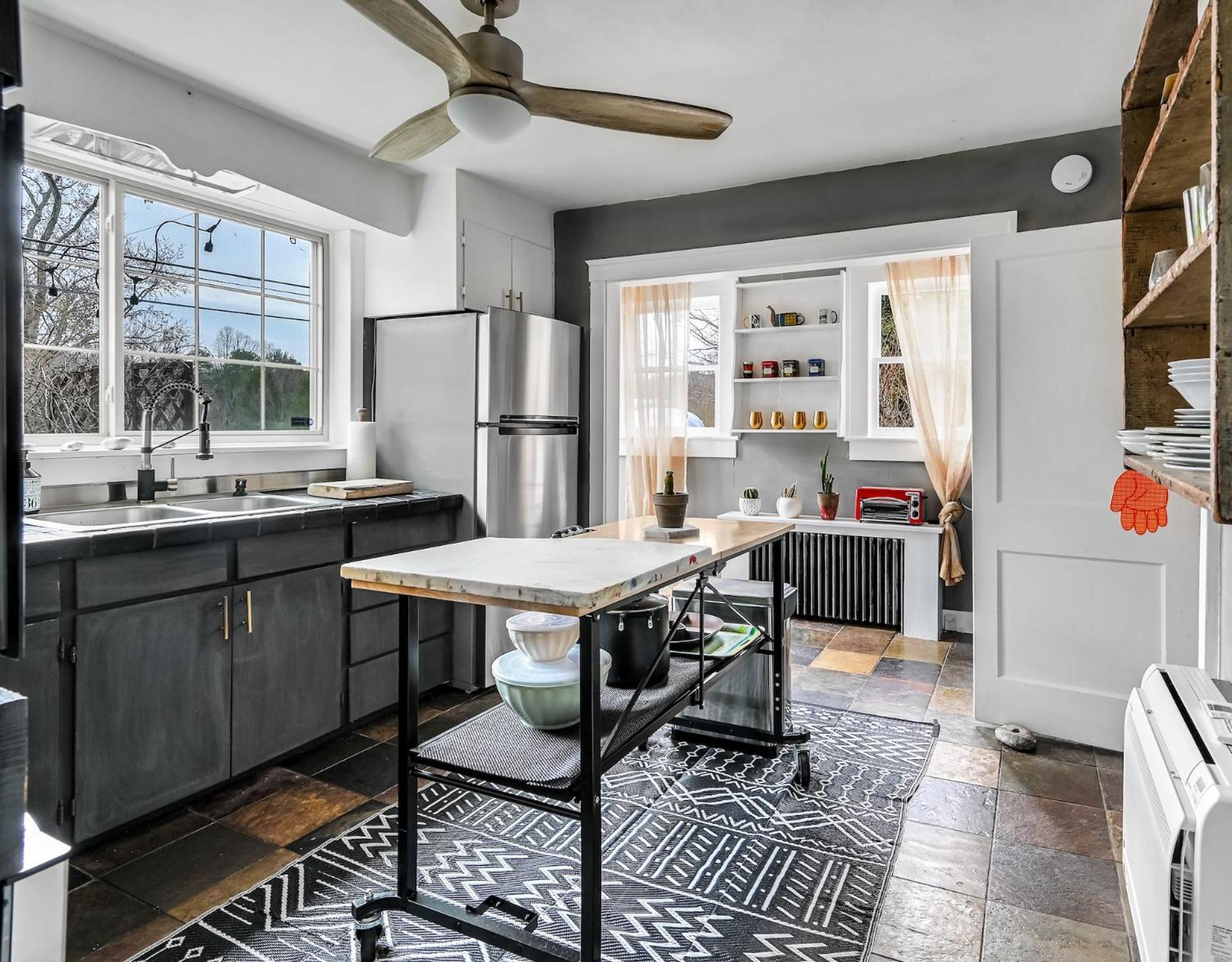 Asheville Urban Farmhouse Entire Home 4 Mi To Dt エクステリア 写真