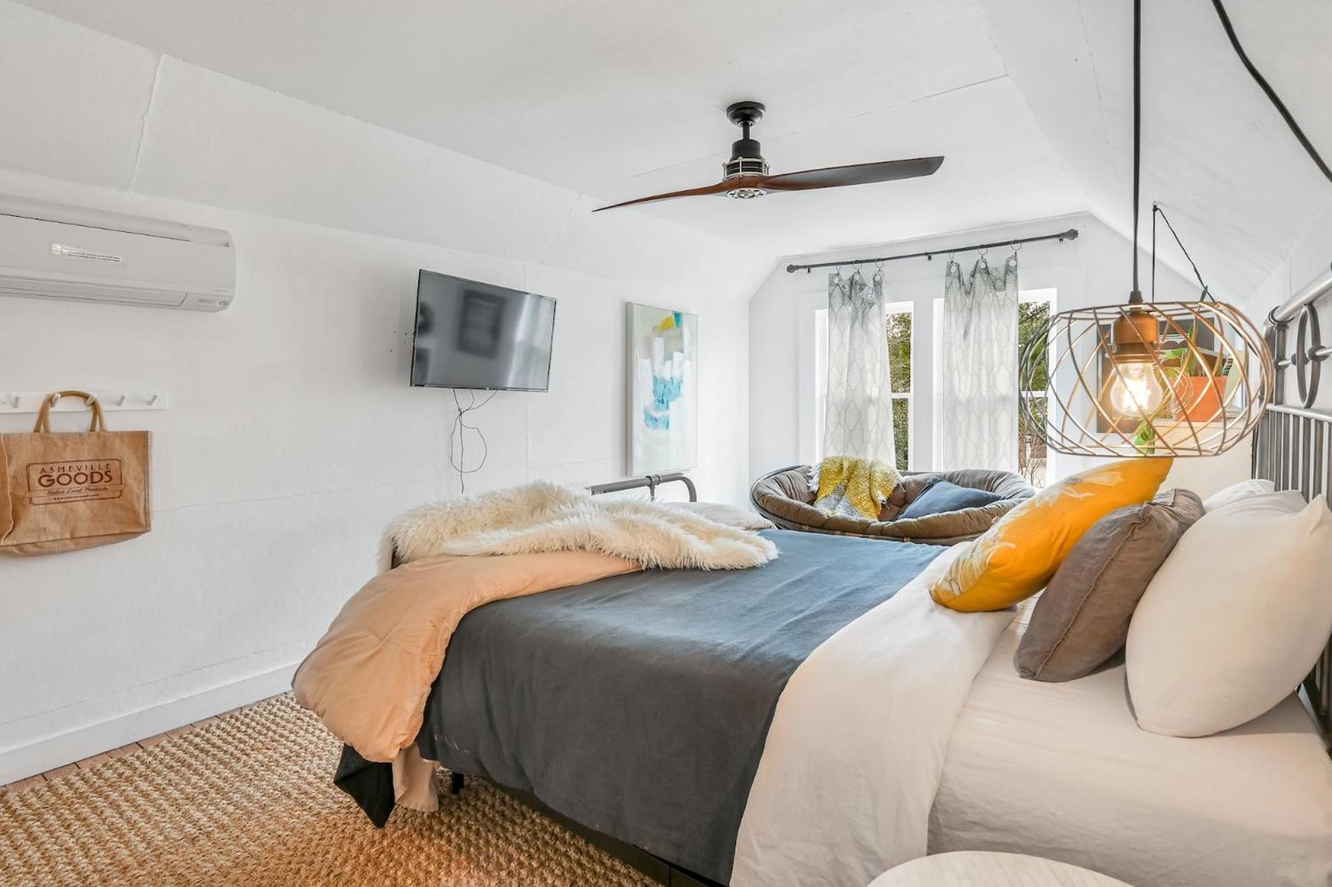 Asheville Urban Farmhouse Entire Home 4 Mi To Dt エクステリア 写真