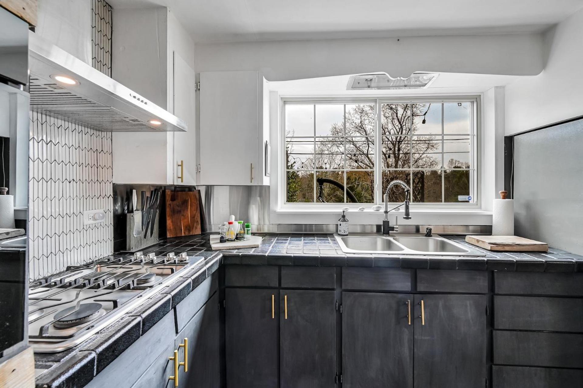 Asheville Urban Farmhouse Entire Home 4 Mi To Dt エクステリア 写真